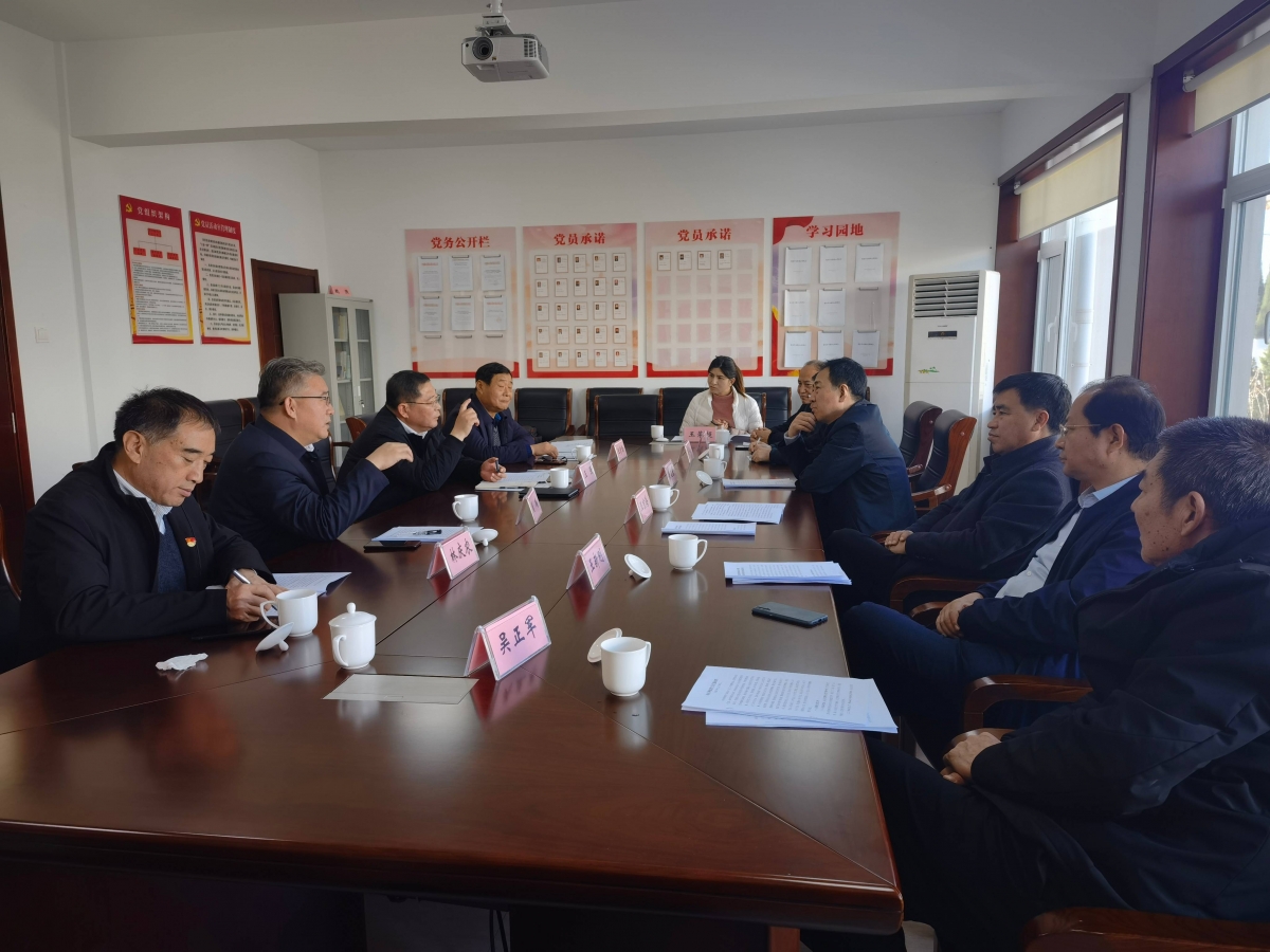 市政協(xié)領(lǐng)導(dǎo)到市水務(wù)集團調(diào)研2(1) 市政協(xié)領(lǐng)導(dǎo)到市水務(wù)集團調(diào)研2(1)